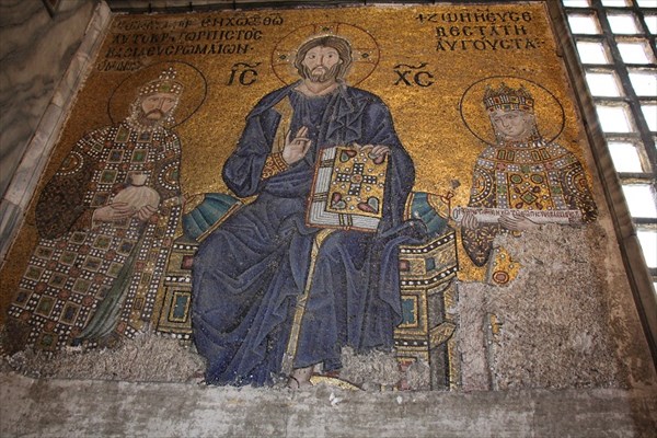 180-Христос с Константином Мономахом и императрицей Зоей